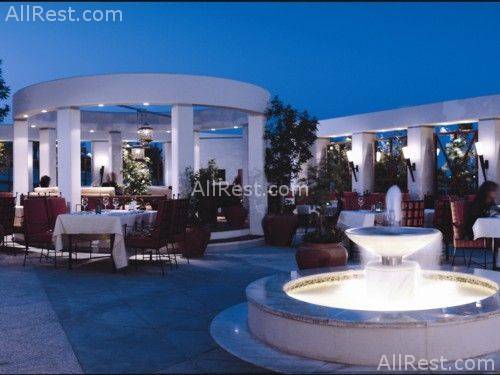 Jumeirah Emirates Towers Hotel 22